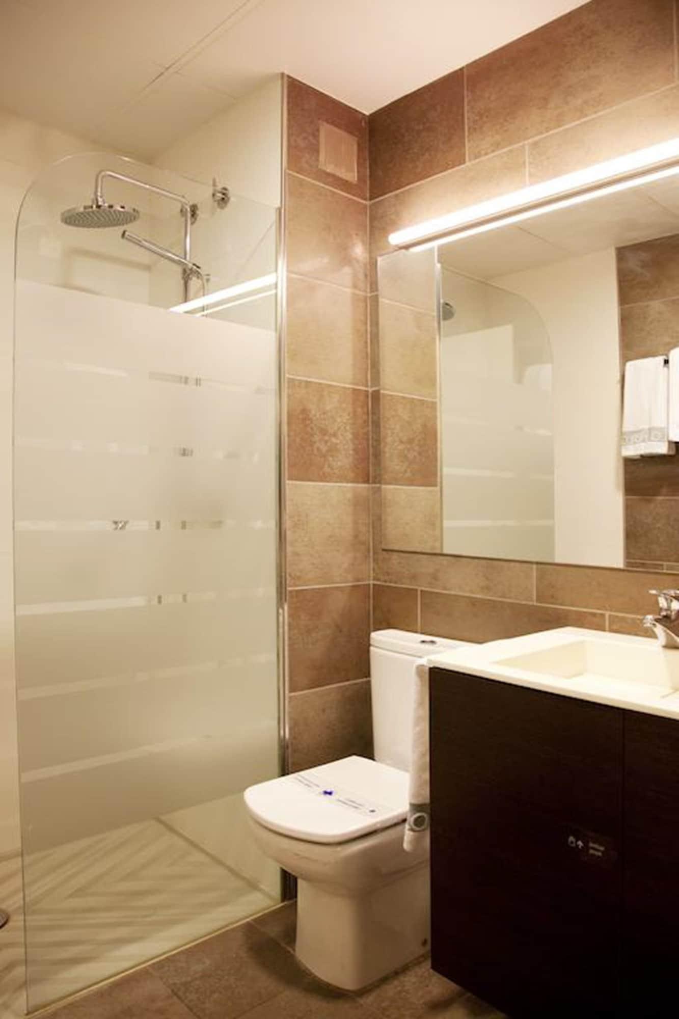 La Perla D'olot Hotel 3*