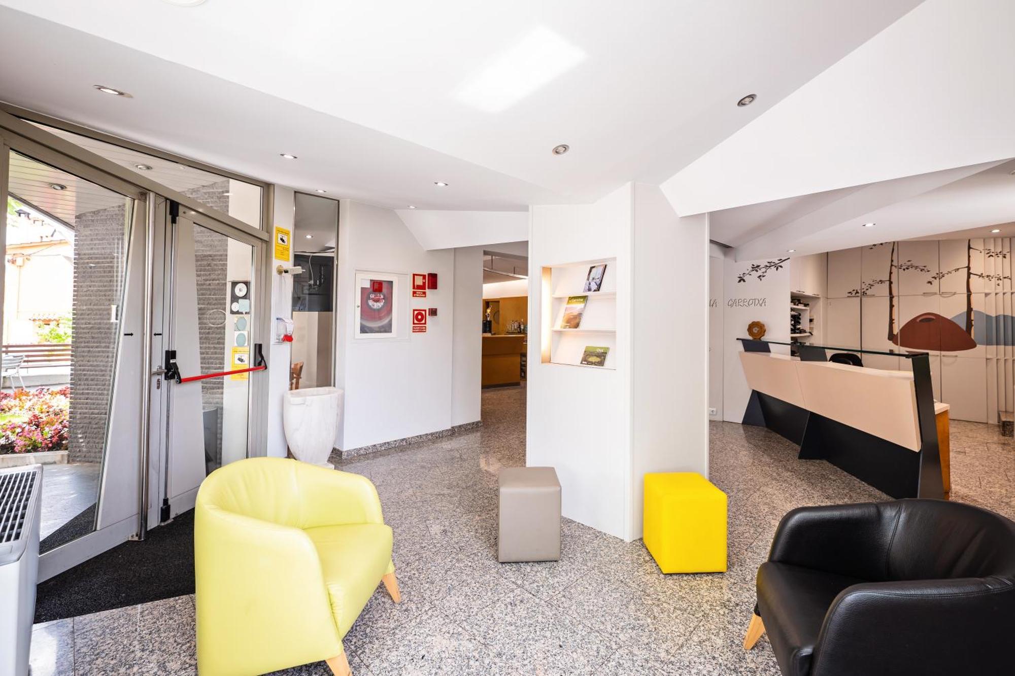 Hotel La Perla D'olot 3*