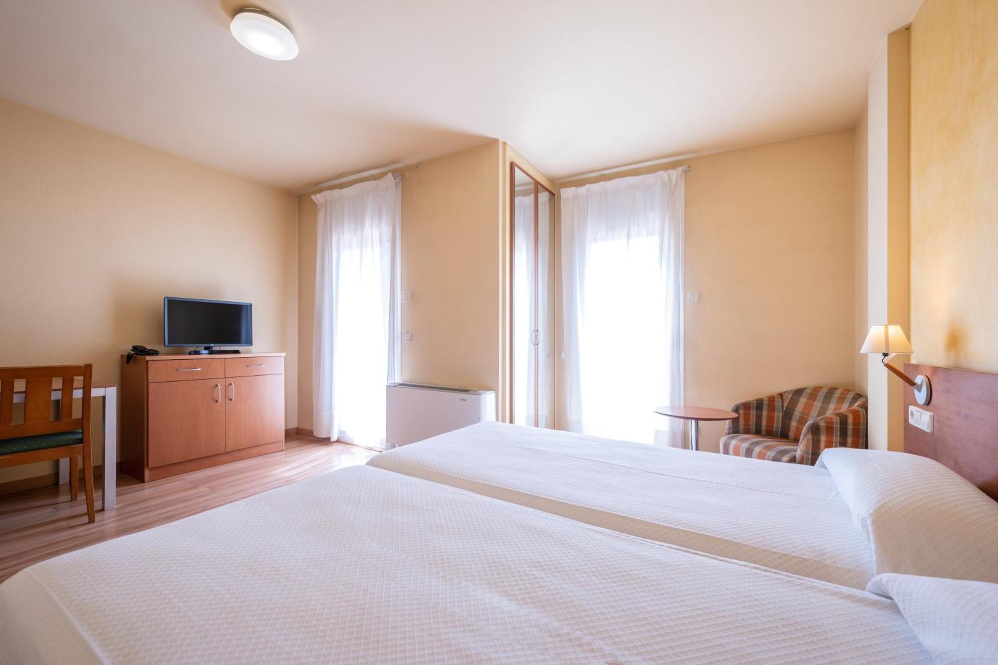 La Perla D'olot Hotel Olot